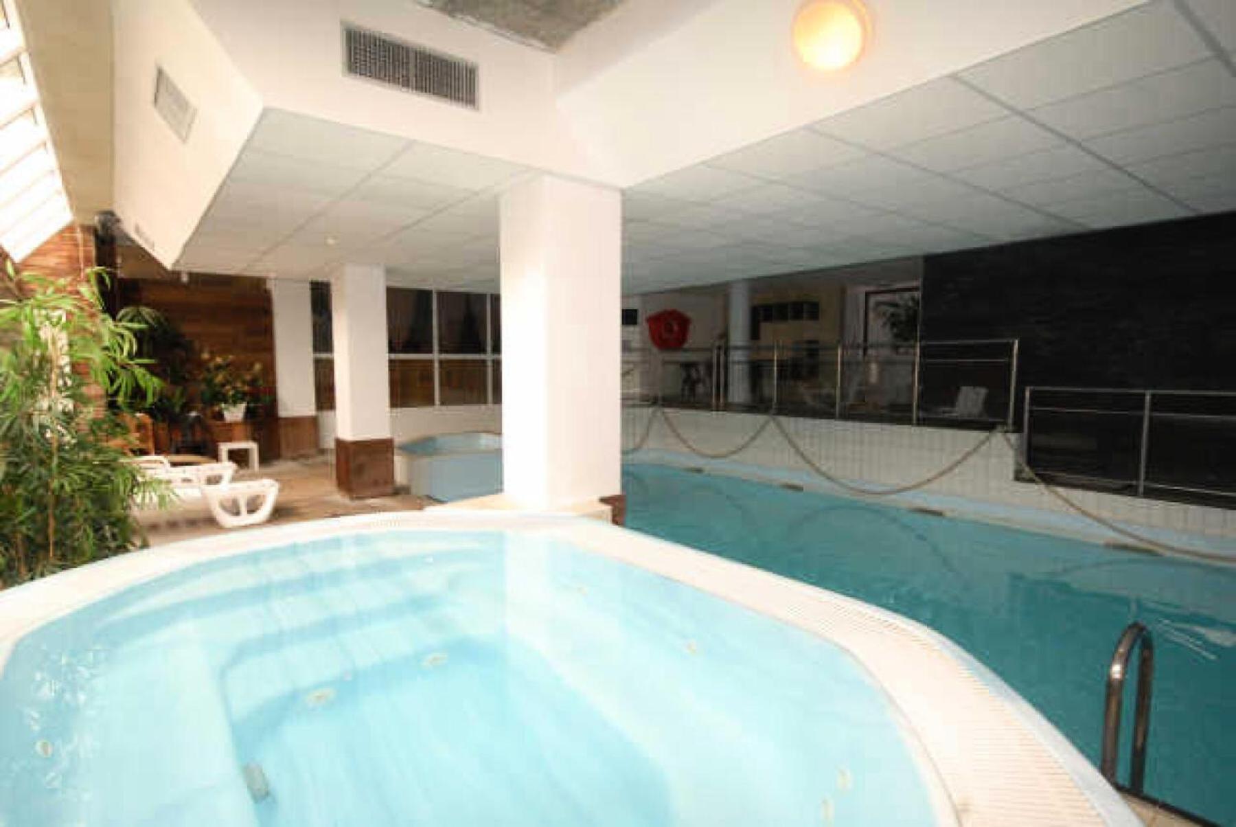 Le Chalet - Piscine 21 - Studio Pour 7 Personnes Mae-8774 Gourette Exteriör bild